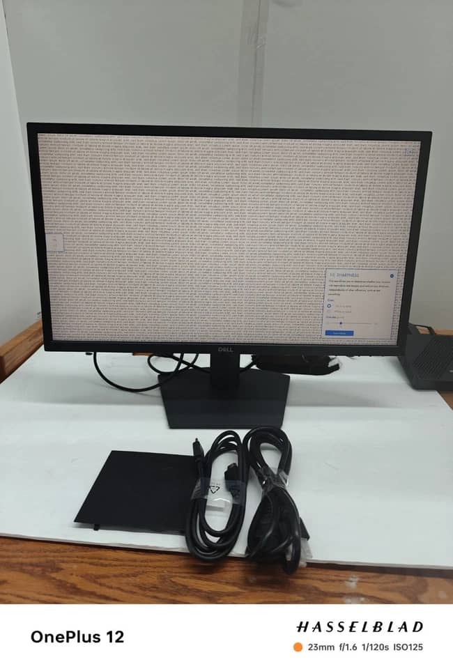 Dell SE2425H Monitors