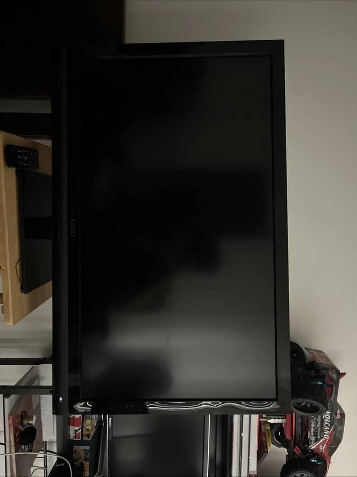 VIZIO V-Series V705-H13 TVs