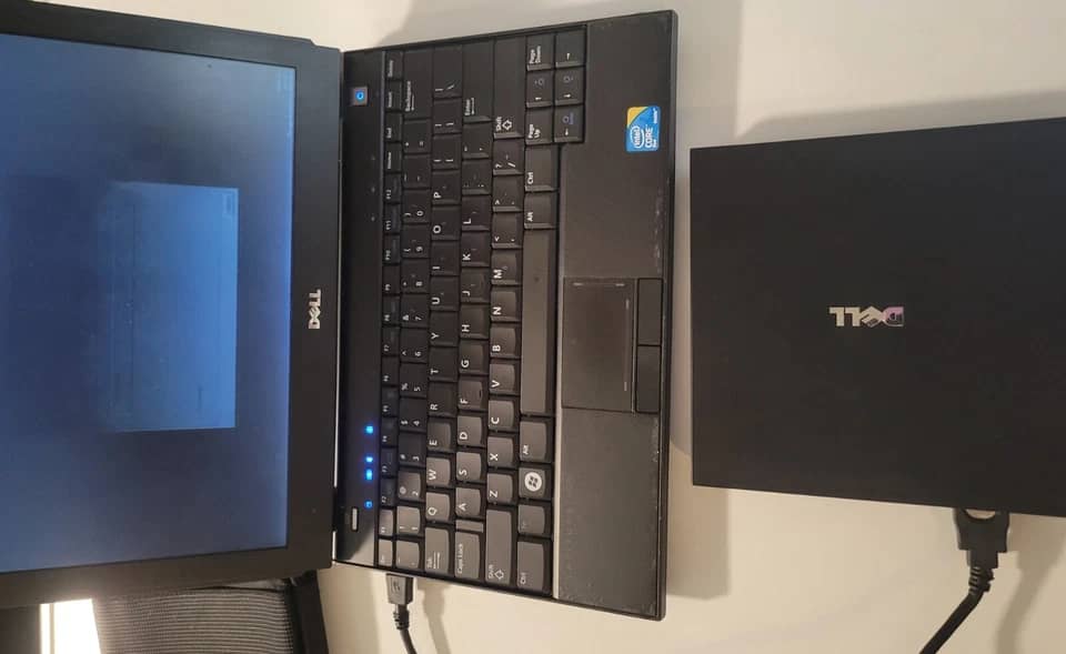 Dell Latitude 4200 Computers