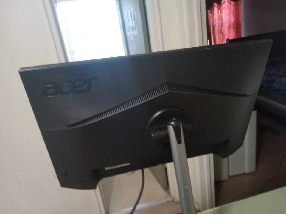Acer EI242QR Monitors