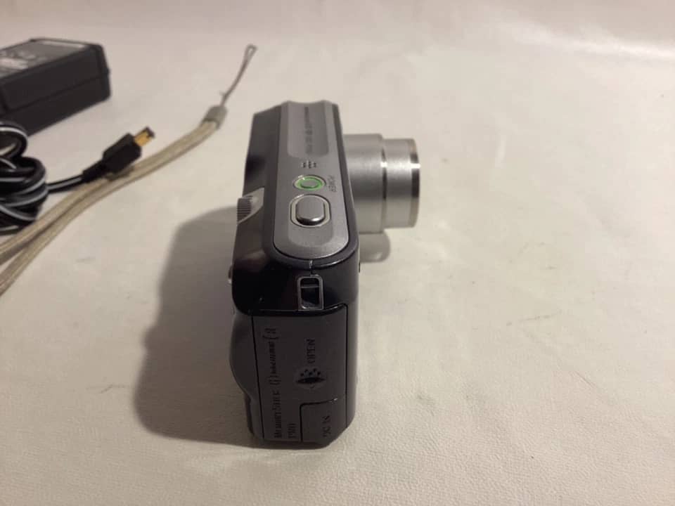 Sony DSC P200 Digital Cameras Silver New Body Only