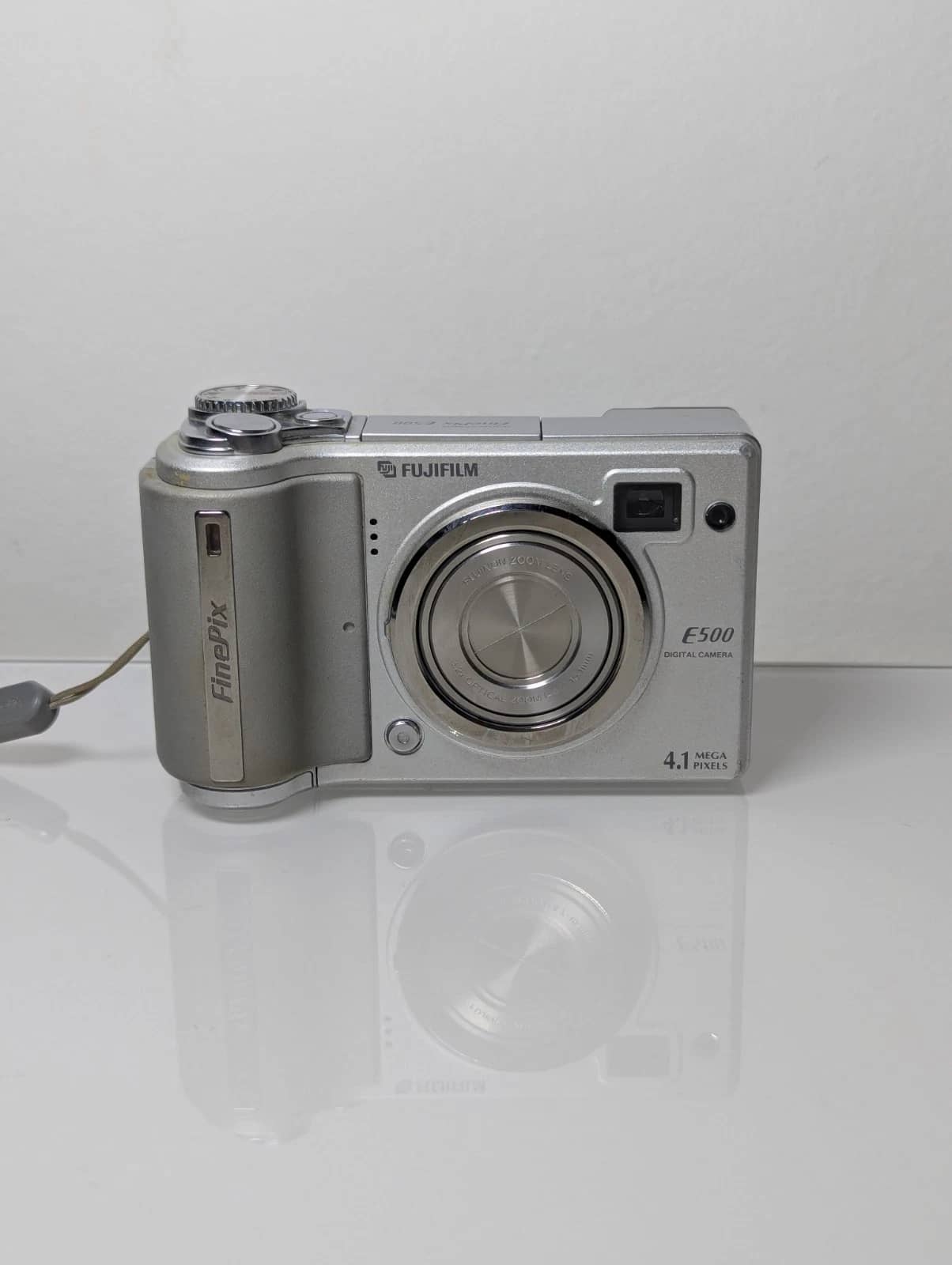 Fujifilm FinePix E500 Digital Cameras Silver Used - Very Good Body Only