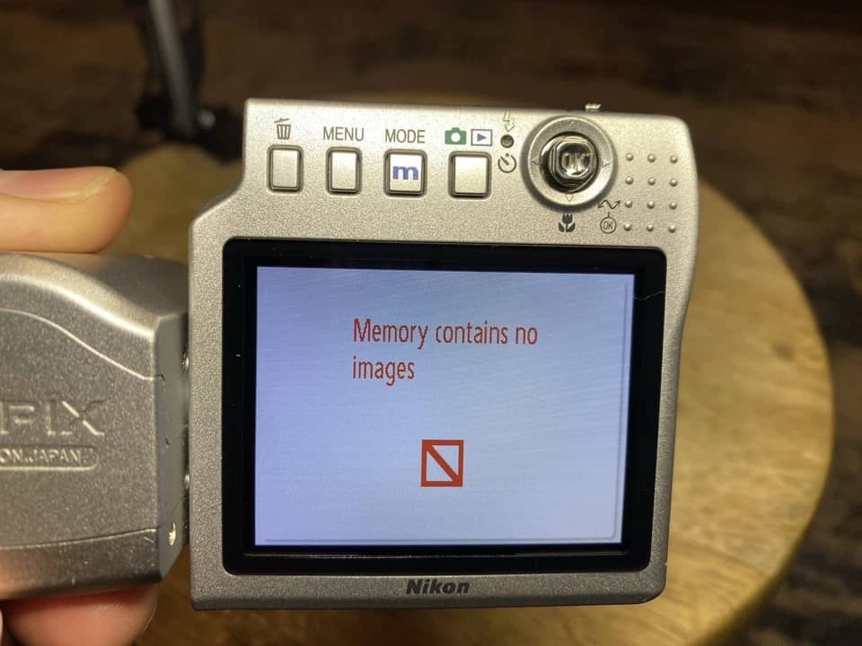 Nikon COOLPIX S10 Digital Cameras Silver New Body Only