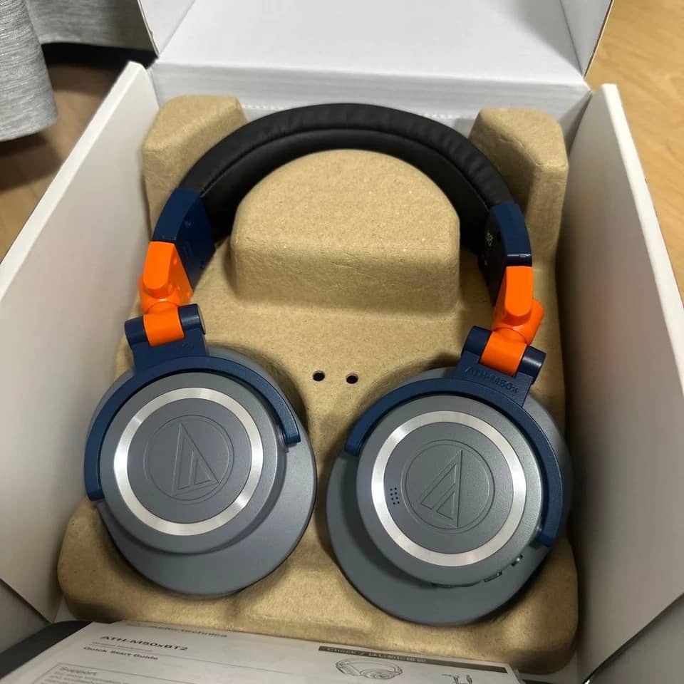 Audio-Technica Audio-Technica ATH-M50XBT2 Headphones & Earbuds 