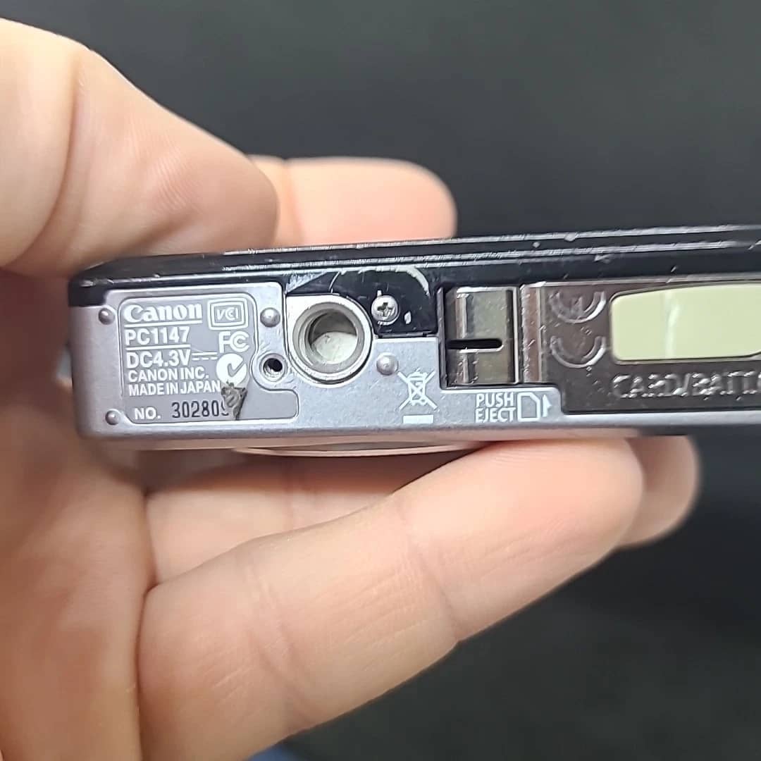 Canon PowerShot Digital ELPH SD630 Digital Cameras Silver New Body Only