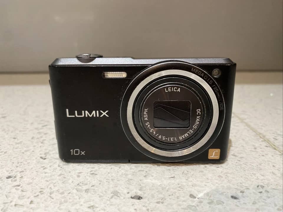 Panasonic DiMAGE Z3 Digital Cameras