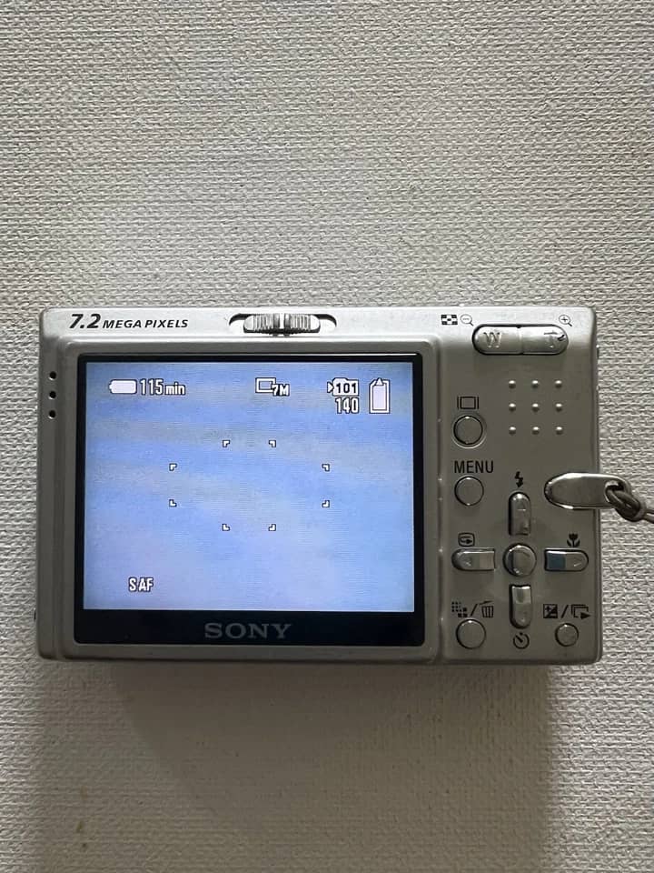 Sony DSC T10 Digital Cameras Black New Body Only