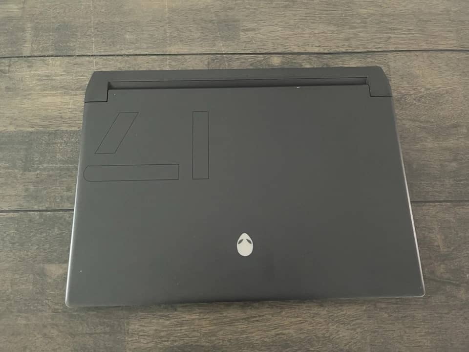 Dell Alienware m17 R5 Computers