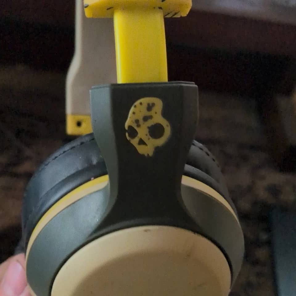 Skullcandy Hesh ANC Headphones & Earbuds 