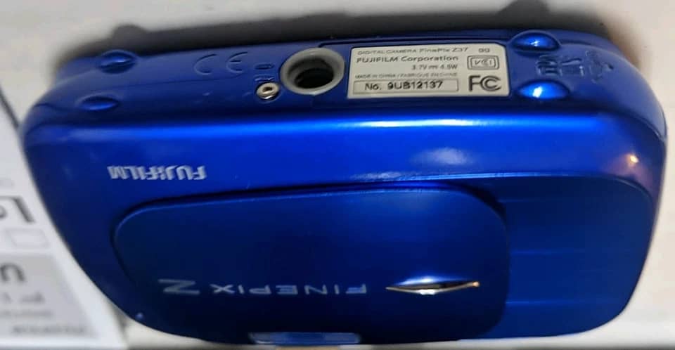 Fujifilm z37 Digital Cameras Blue New Body Only