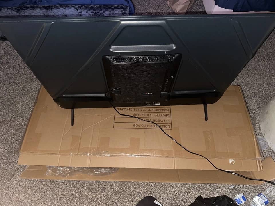 Hisense 50R6E5 TVs