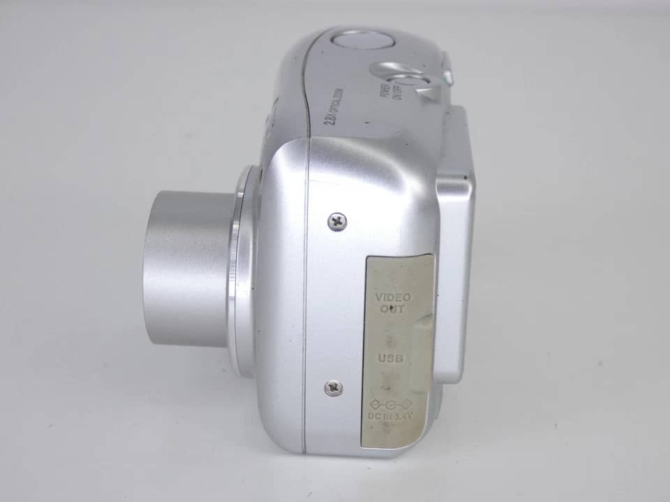OM SYSTEM DiMAGE F100 Digital Cameras