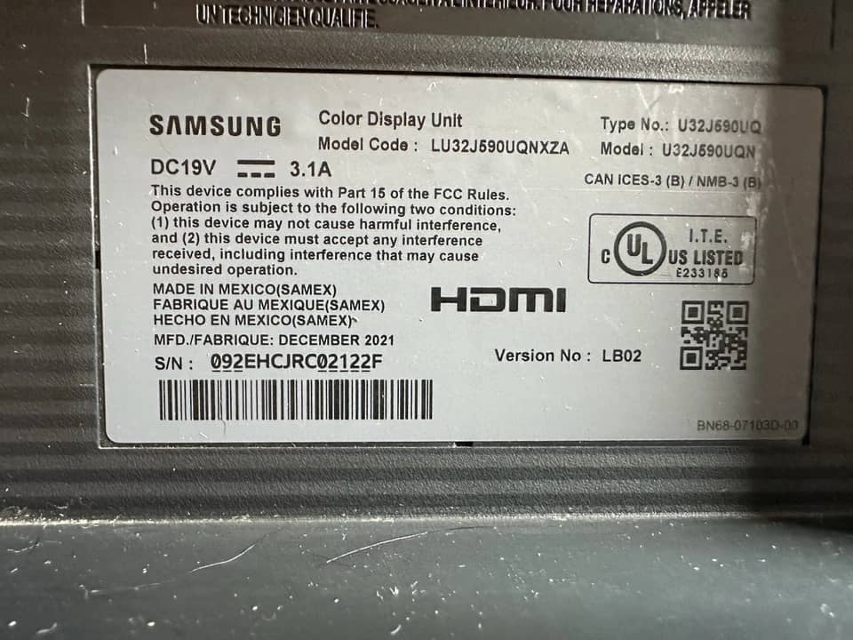 Samsung U32J590 Monitors
