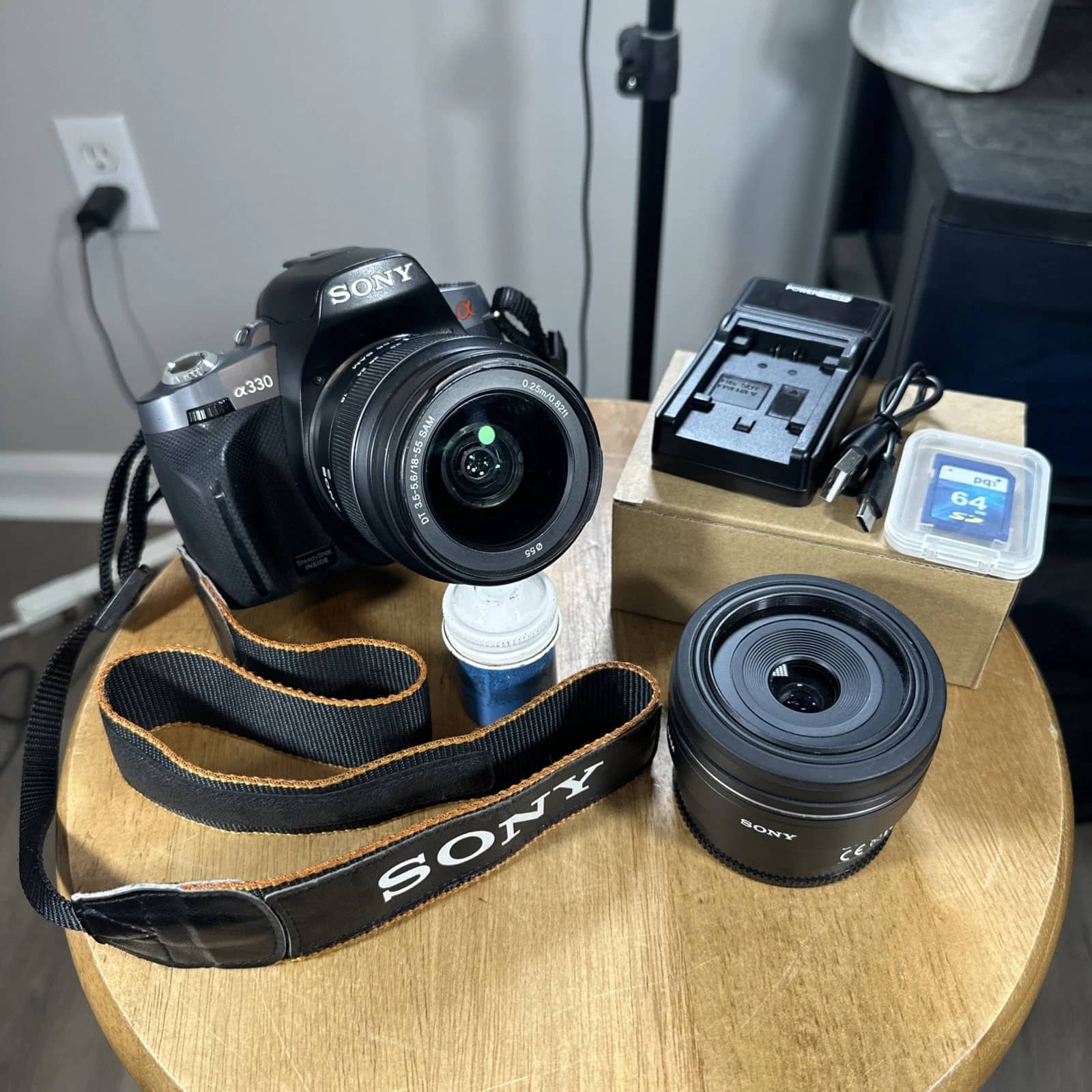 Sony Alpha 330 Digital Cameras Black Used - Good w/ 18-55mm Kit
