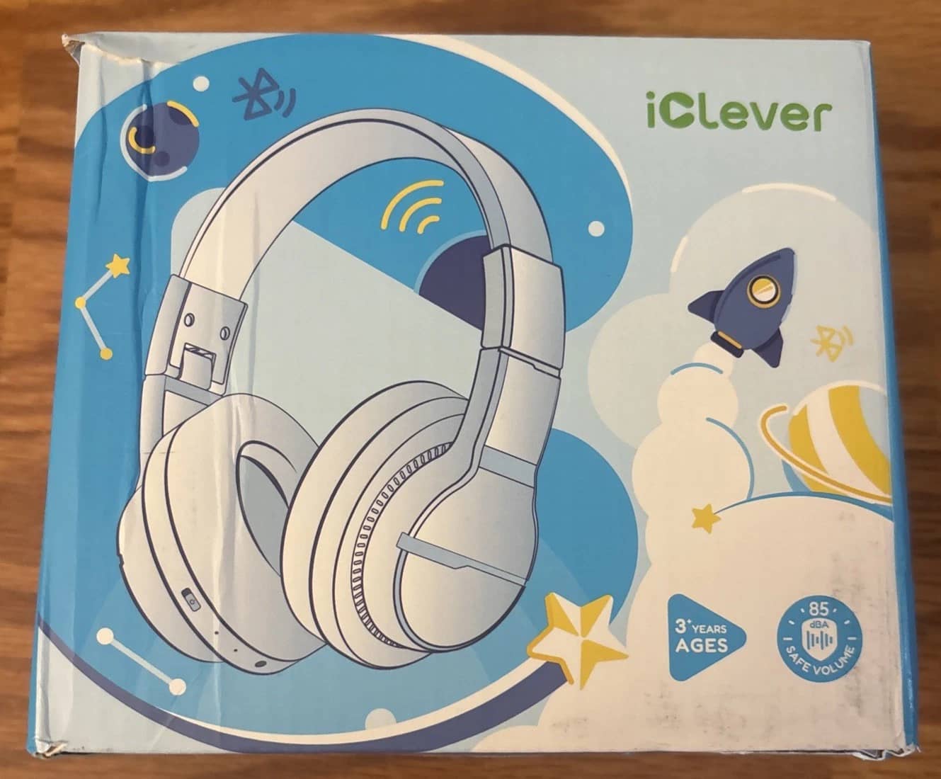 iClever BTH12 Headphones & Earbuds Black New