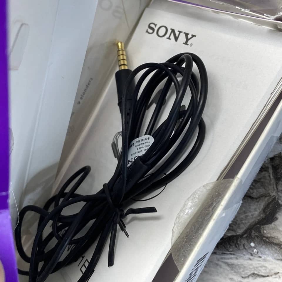 Sony MDR-NC31EM Headphones & Earbuds Black New