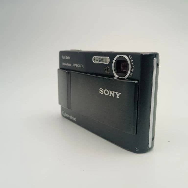 Sony Cyber-shot DSC-T10 Digital Cameras Silver New Body Only