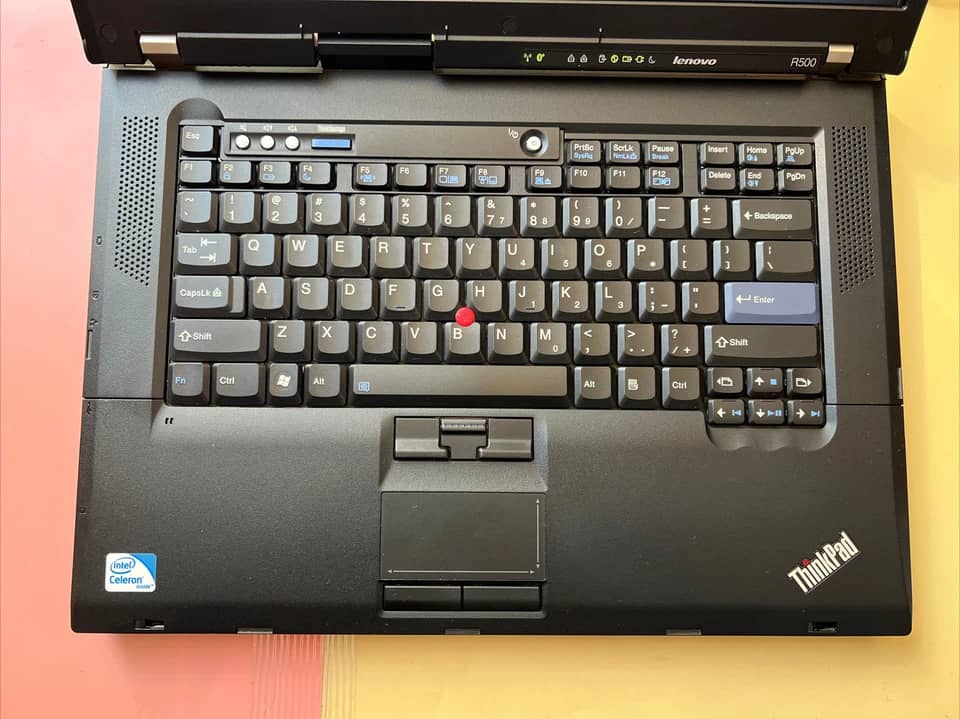 Lenovo ThinkPad R500 Computers