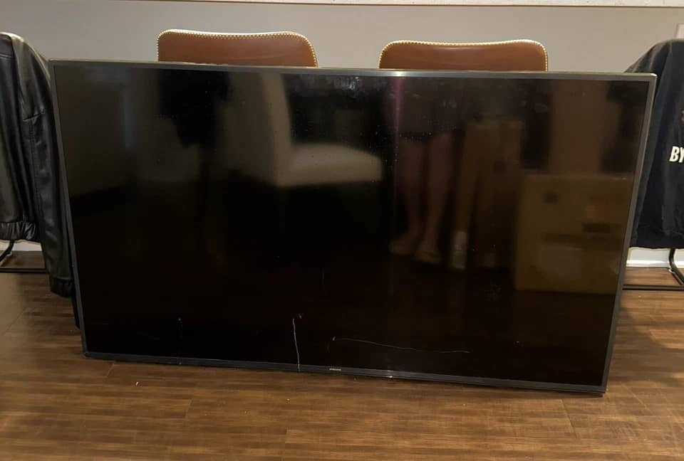 Samsung CU8000 TVs