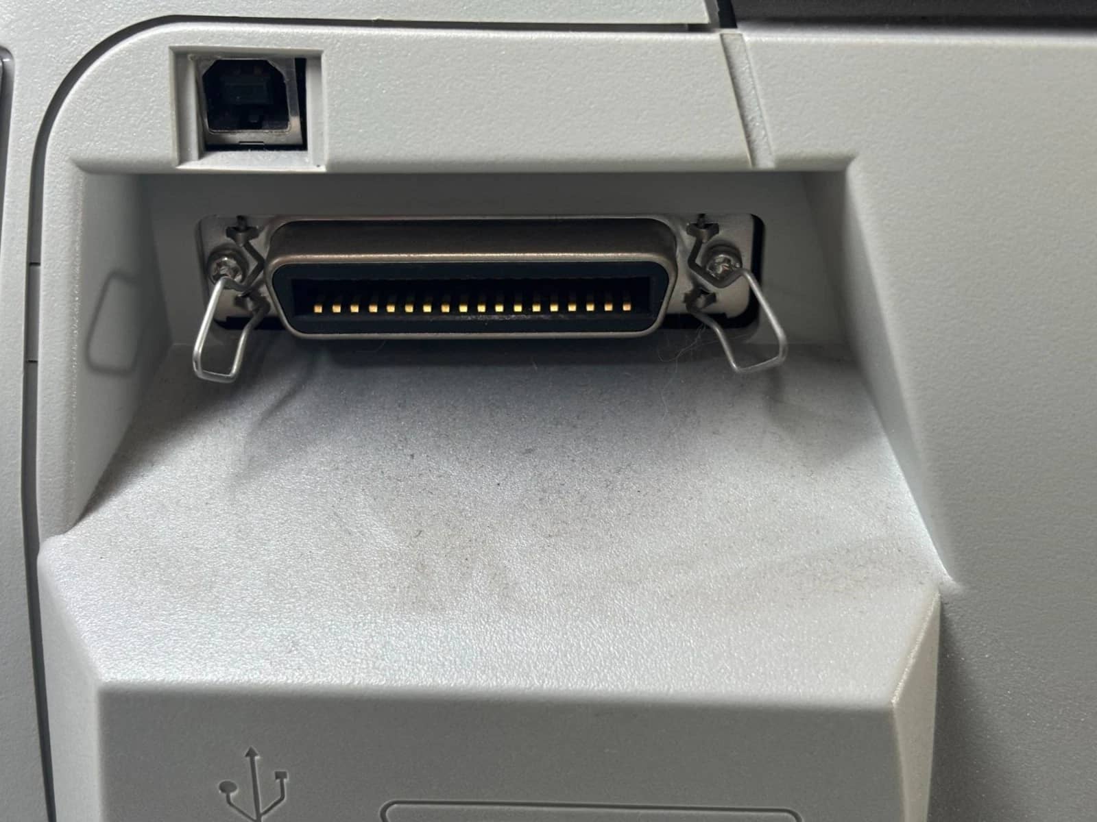 HP Deskjet 9300 Printers For parts or not working