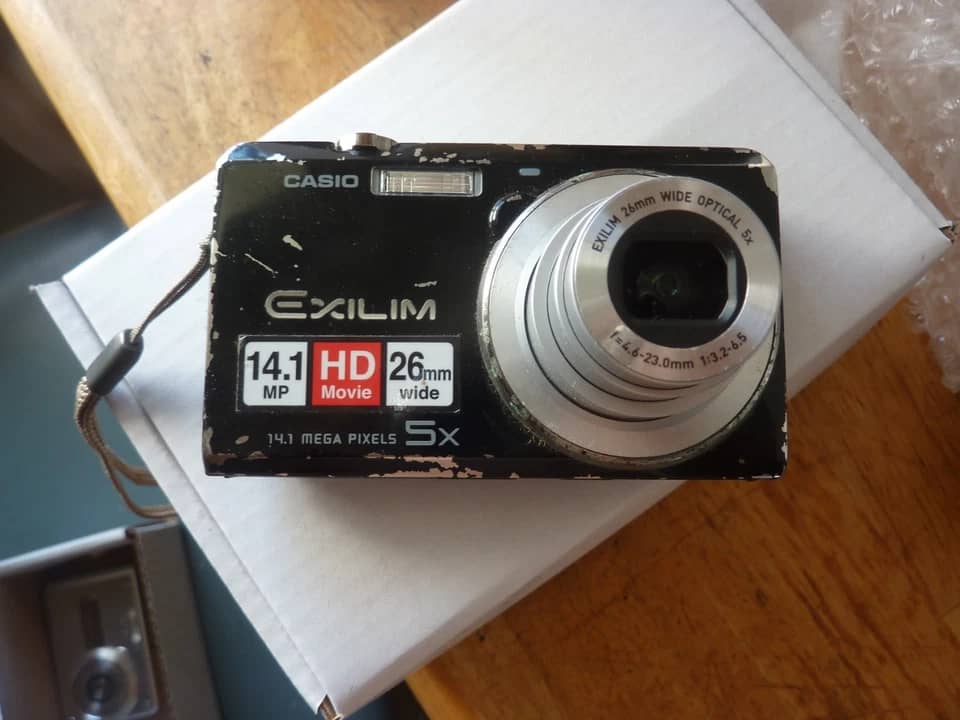 Casio Exilim EX-ZS10 Digital Cameras