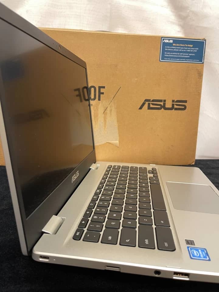 ASUS Chromebook C424M Computers