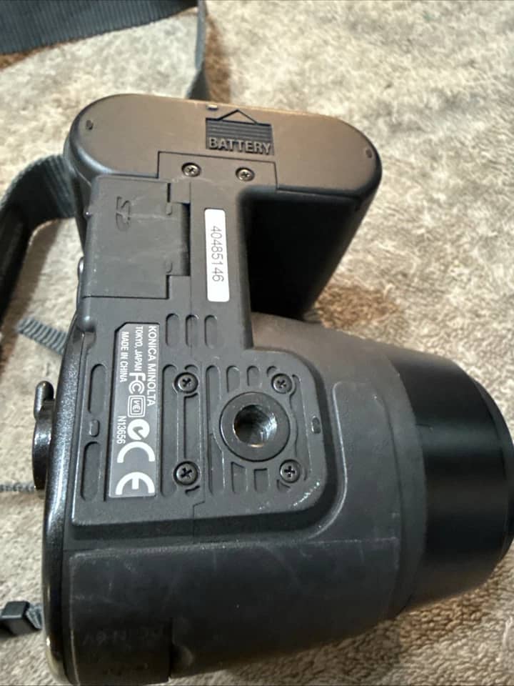 Minolta DiMAGE Z3 Digital Cameras