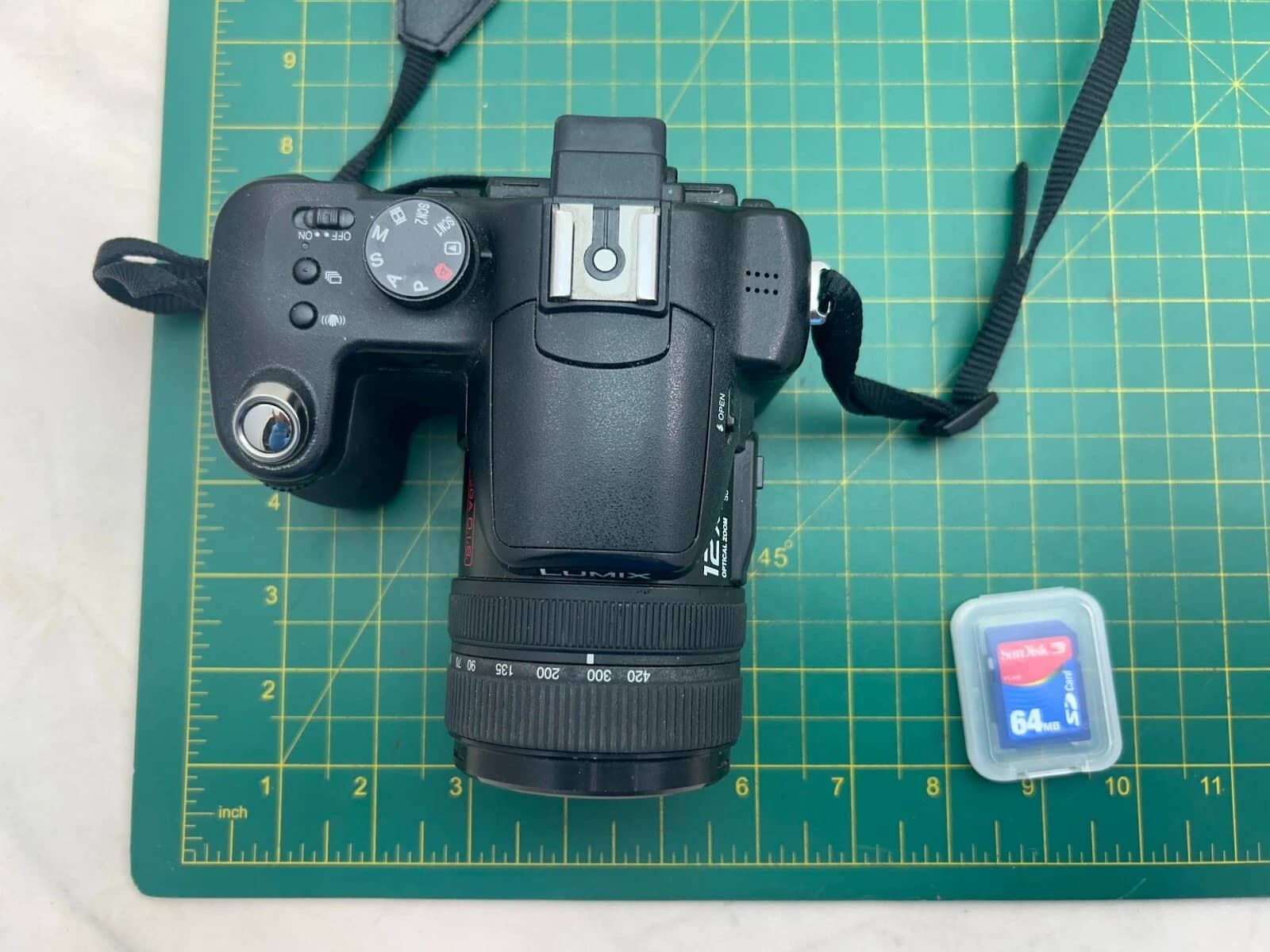 Panasonic dmc-fz30 Digital Cameras Black New Body Only