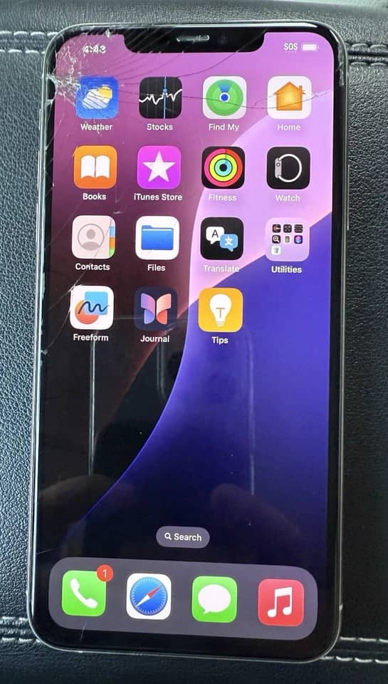 Apple iPhone 11 Pro Max Cell Phones