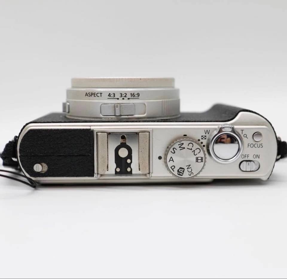 Panasonic LUMIX LX3 Digital Cameras Black New Body Only