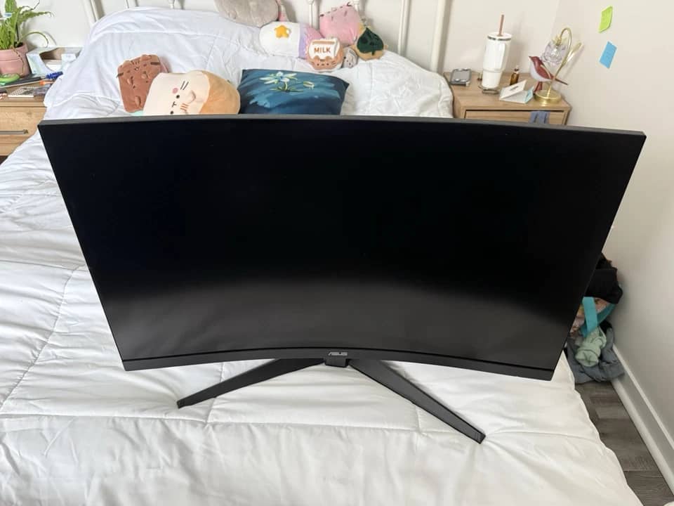 ASUS VG32VQ1B Monitors