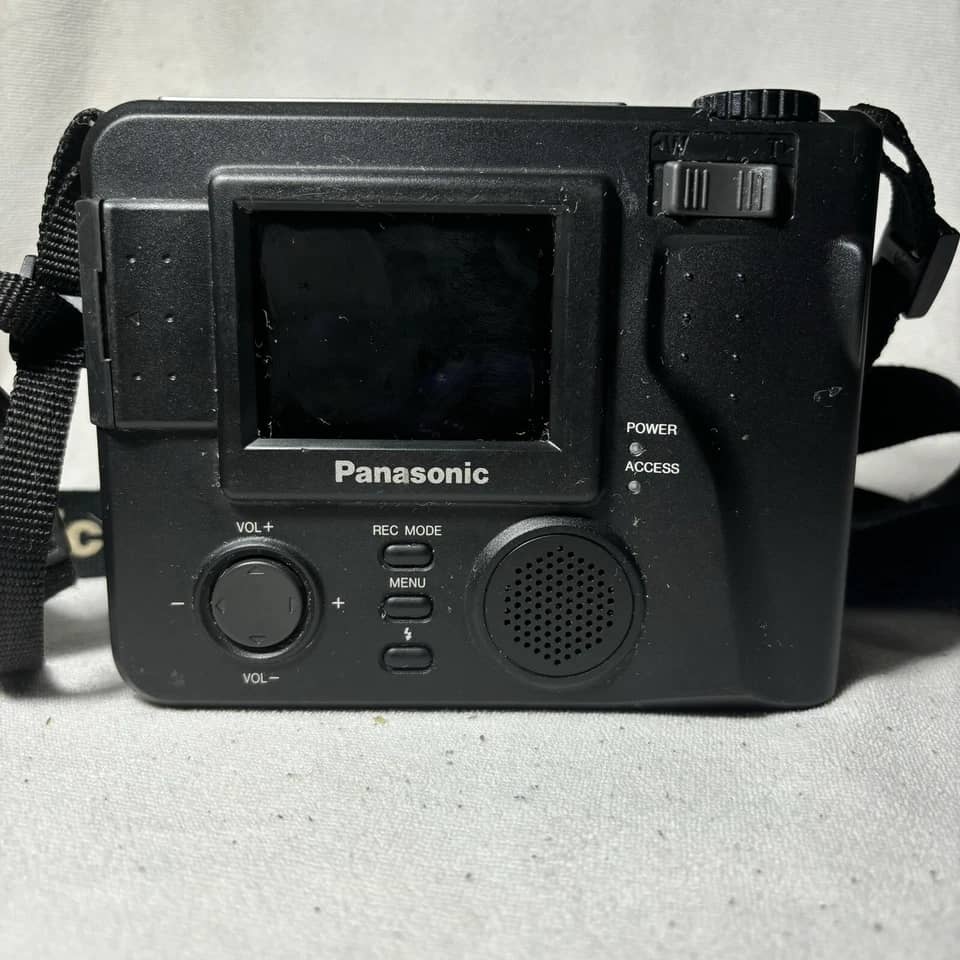 Panasonic PalmCam PV-SD4090 Digital Cameras Black New Body Only