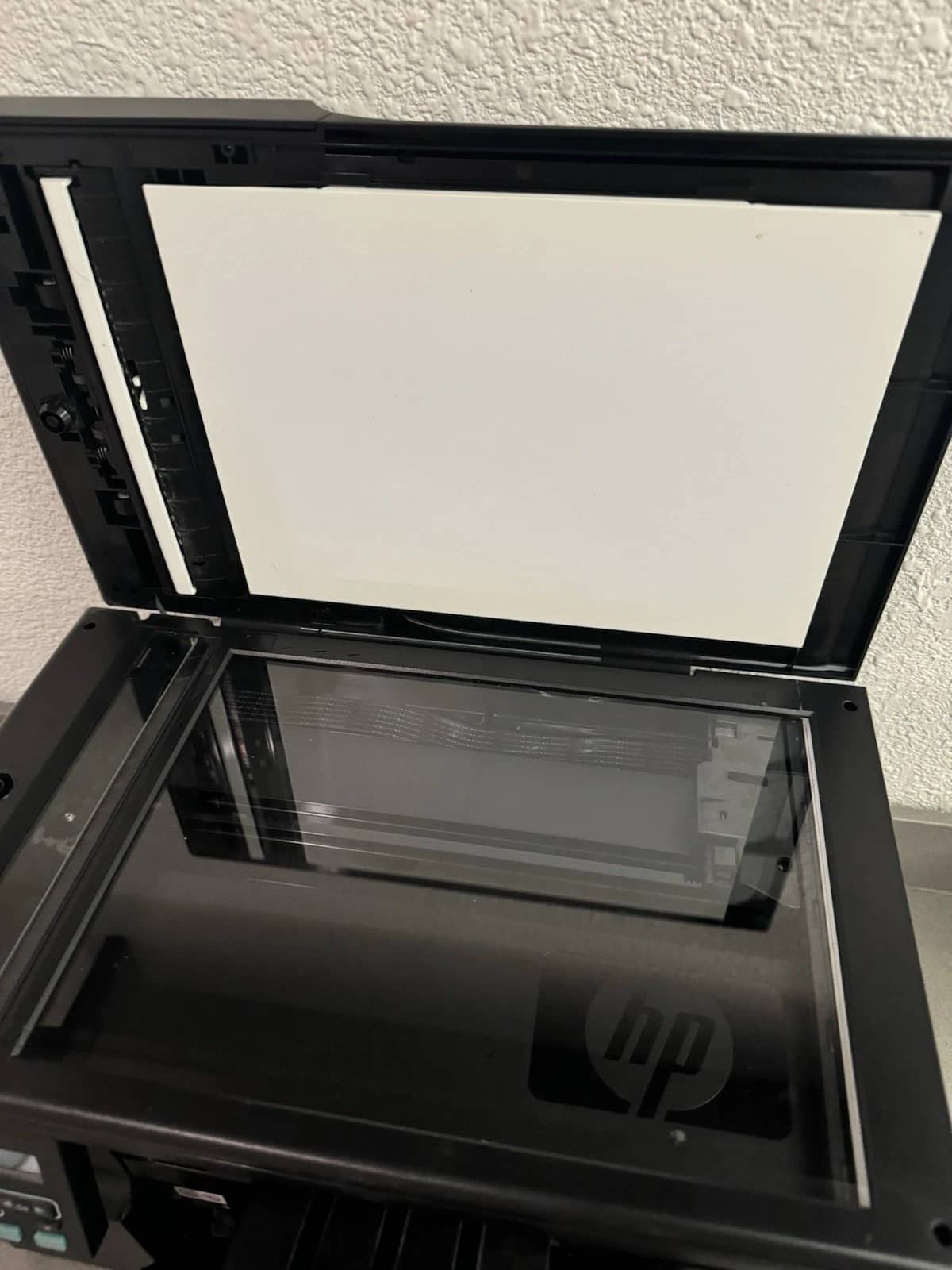 HP CE841A Printers For parts or not working