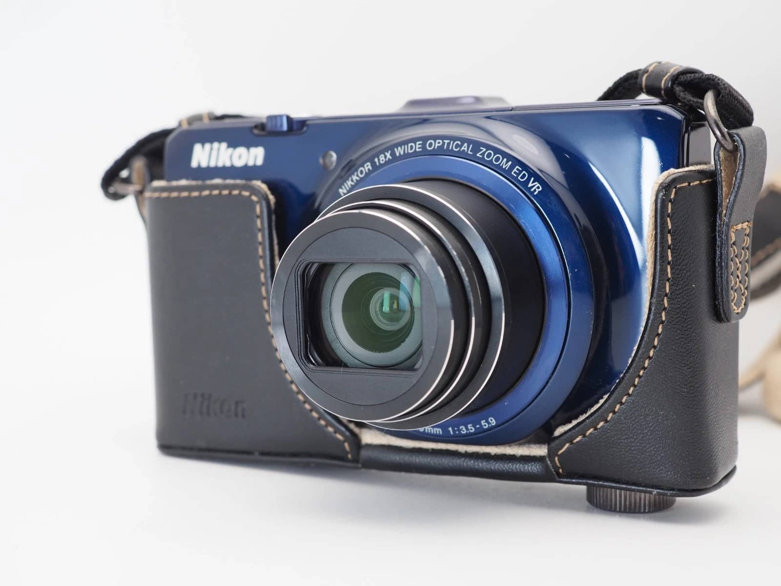 Nikon COOLPIX S9300 Digital Cameras Black New Body Only