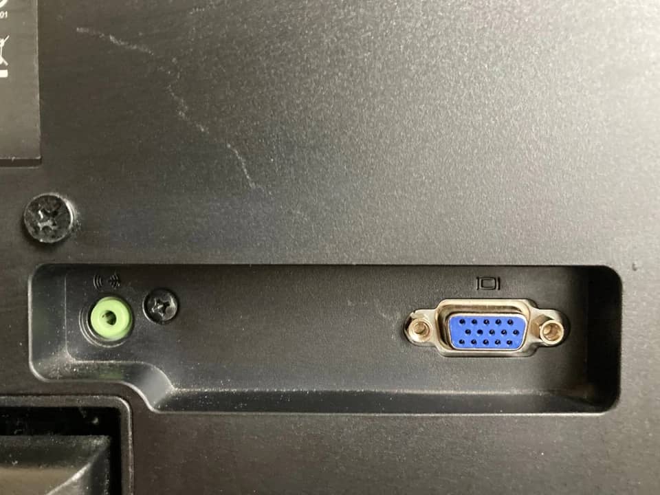 HP W2371b Monitors