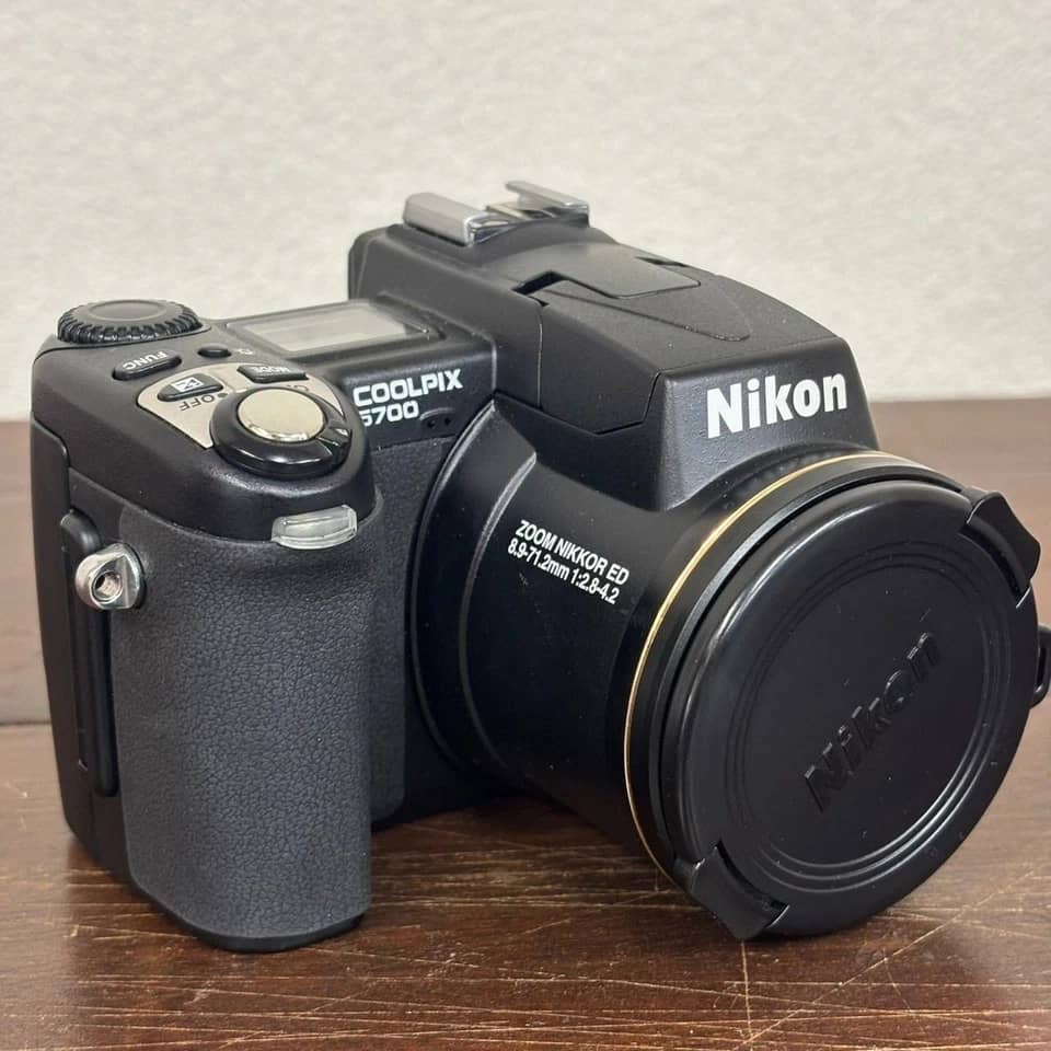 Nikon COOLPIX 5700 Digital Cameras Black New Body Only