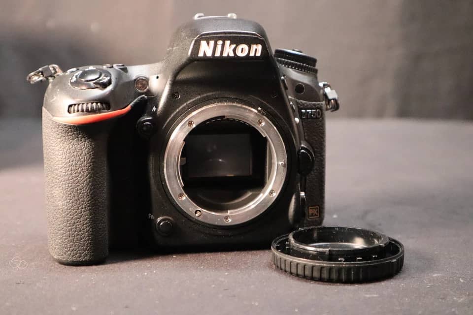 Nikon D750 Digital Cameras