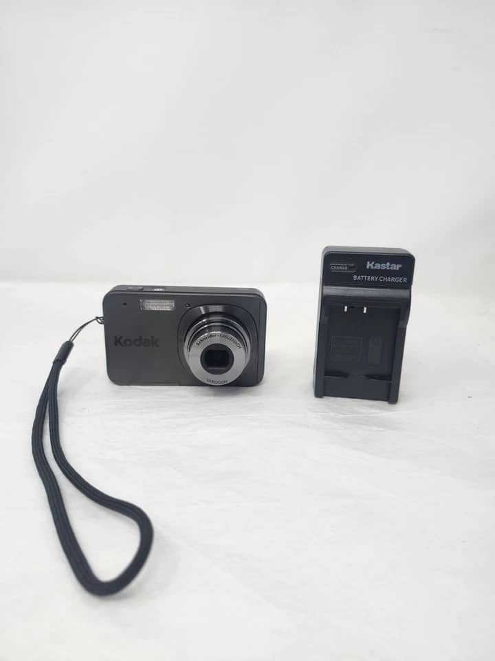 Kodak V1273 Digital Cameras Gray New Body Only