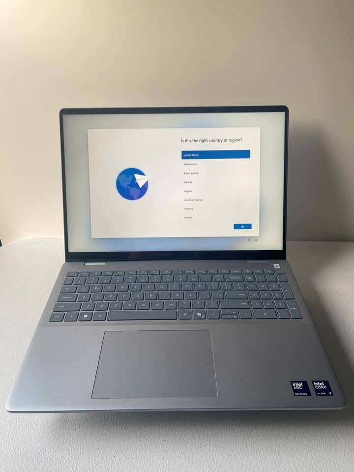 Dell 16 Plus DB16250 Computers 1TB 32GB New