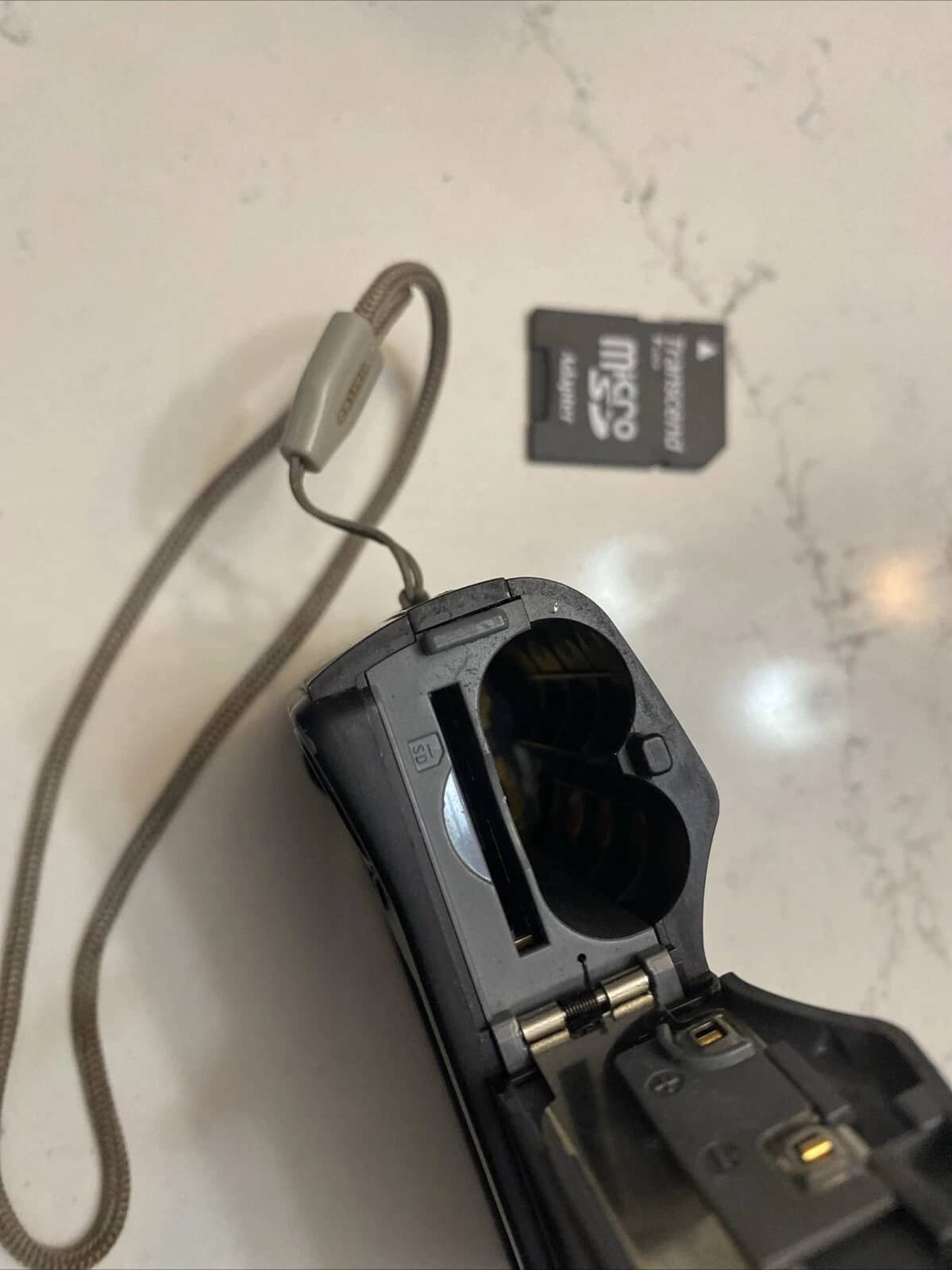Samsung S730 Digital Cameras Black New Body Only