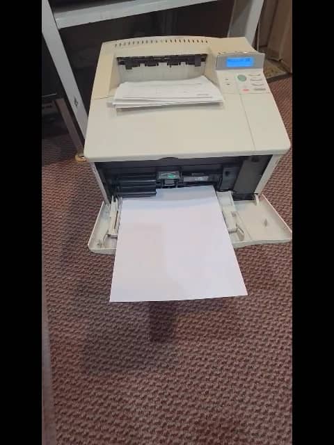 HP LaserJet 4000T Printers Refurbished - Excellent
