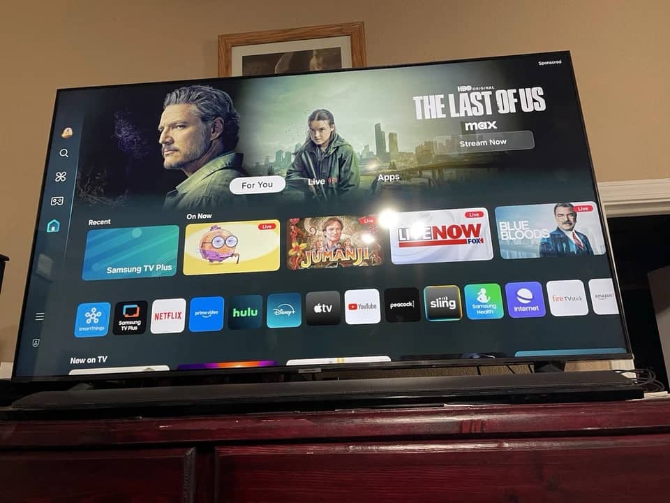 TCL Q700T TVs