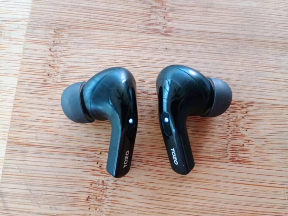 TOZO T20 Headphones & Earbuds Green New