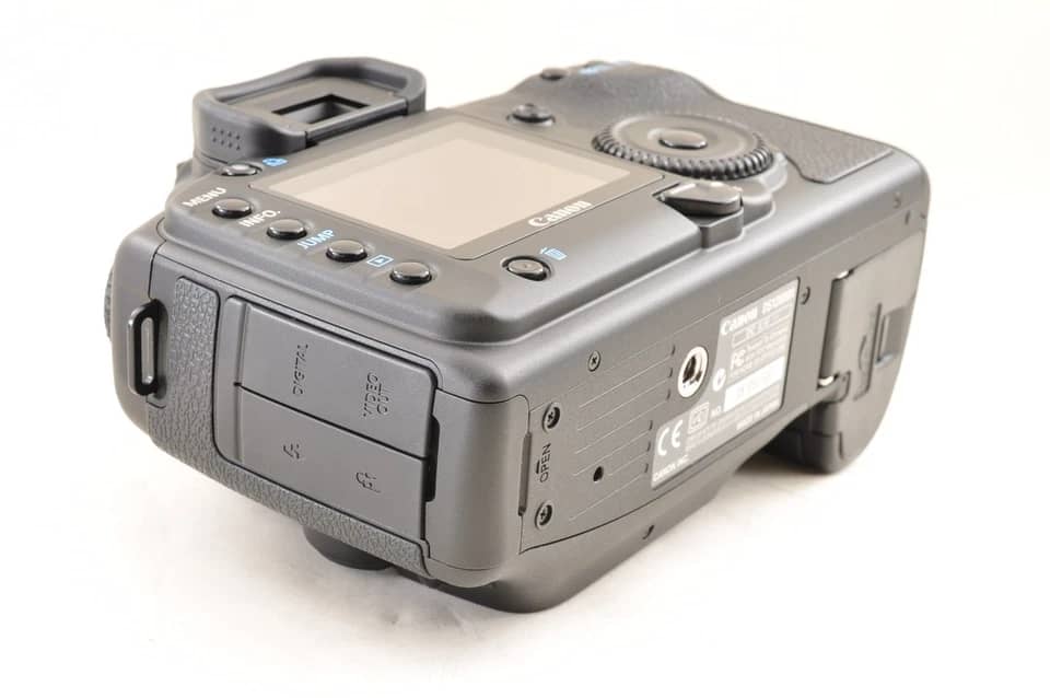 Canon EOS 5D Digital Cameras Black Refurbished - Excellent Body Only