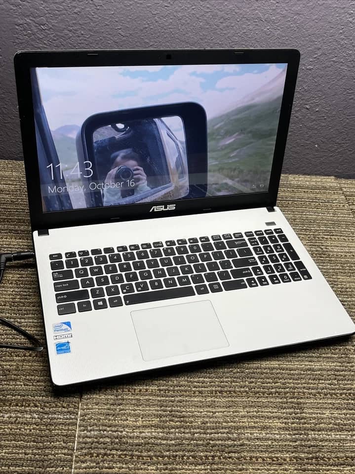 ASUS Vivobook X501A Computers 320GB 4GB For parts or not working