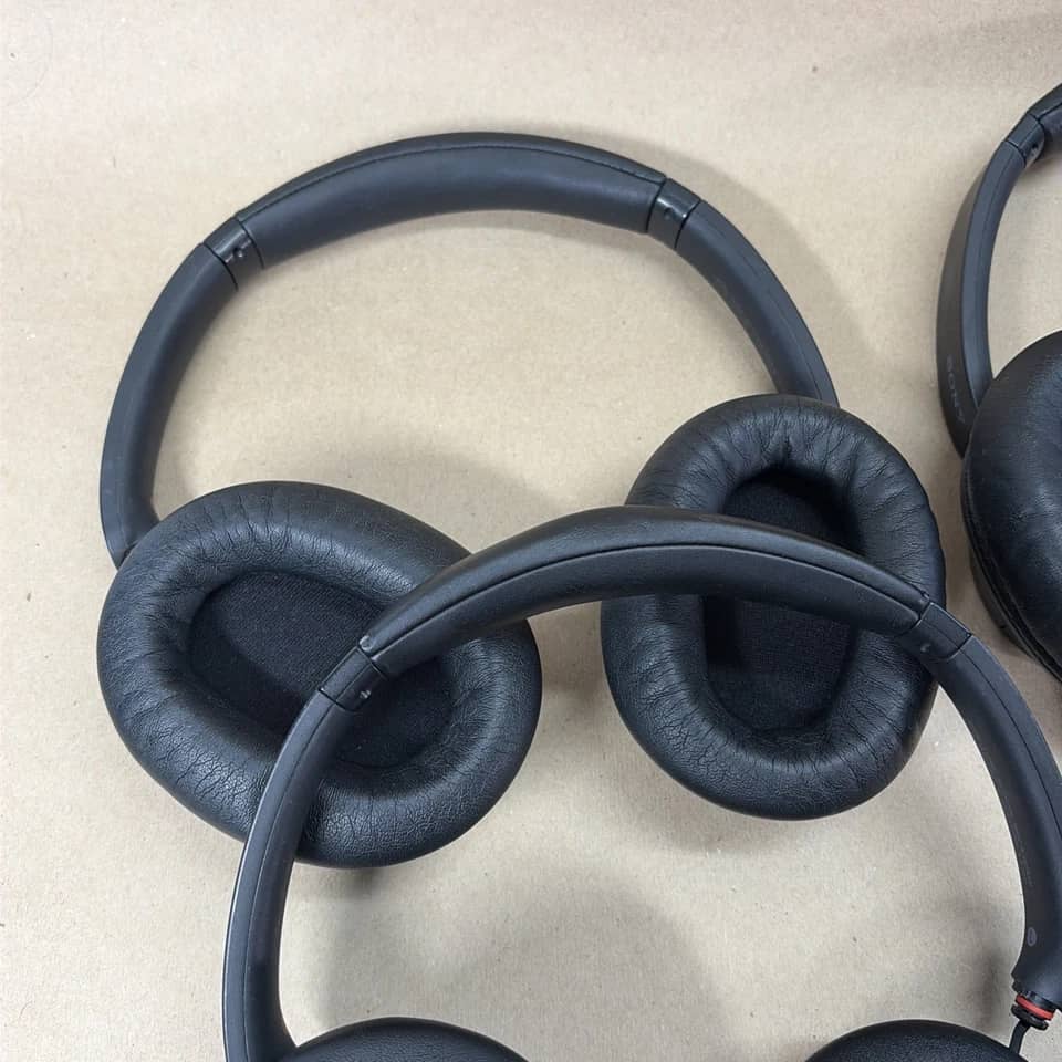 Sony WH-CH720N Headphones & Earbuds 