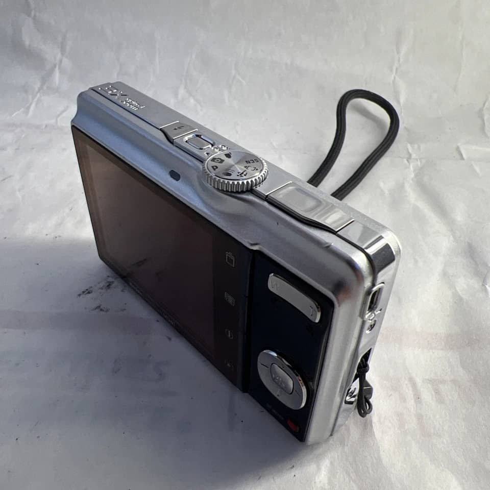 Kodak m341 Digital Cameras Red New Body Only