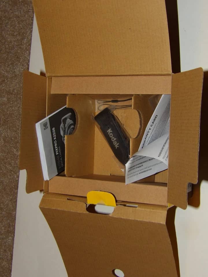 Kodak AZ528 Digital Cameras