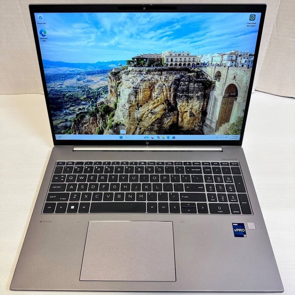 HP ZBook Firefly 16 G10 Computers