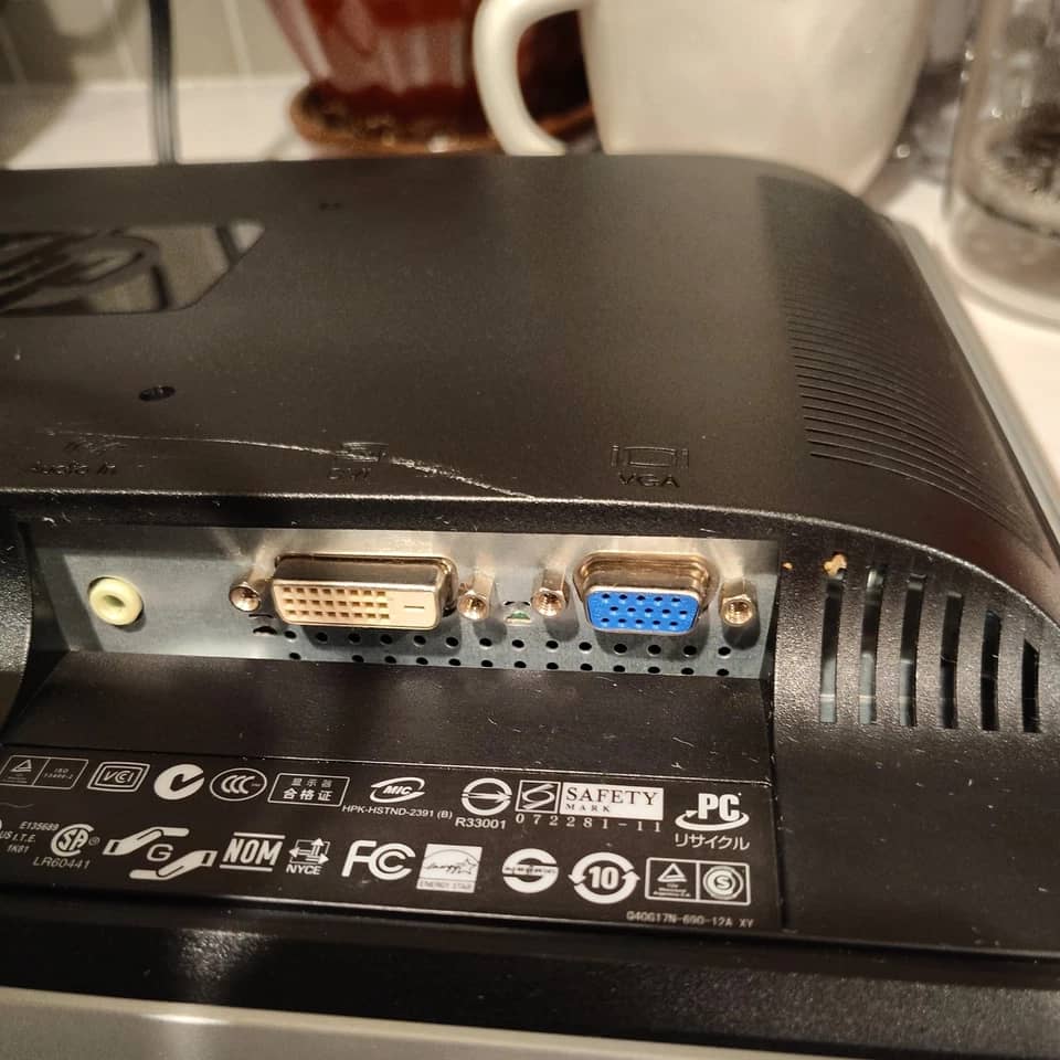 HP W1707 Monitors